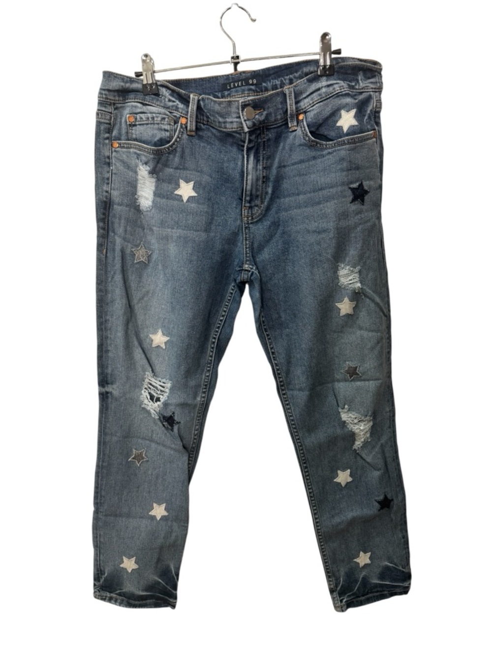 Level 99 women’s embroidered star distressed blue jeans size 30
